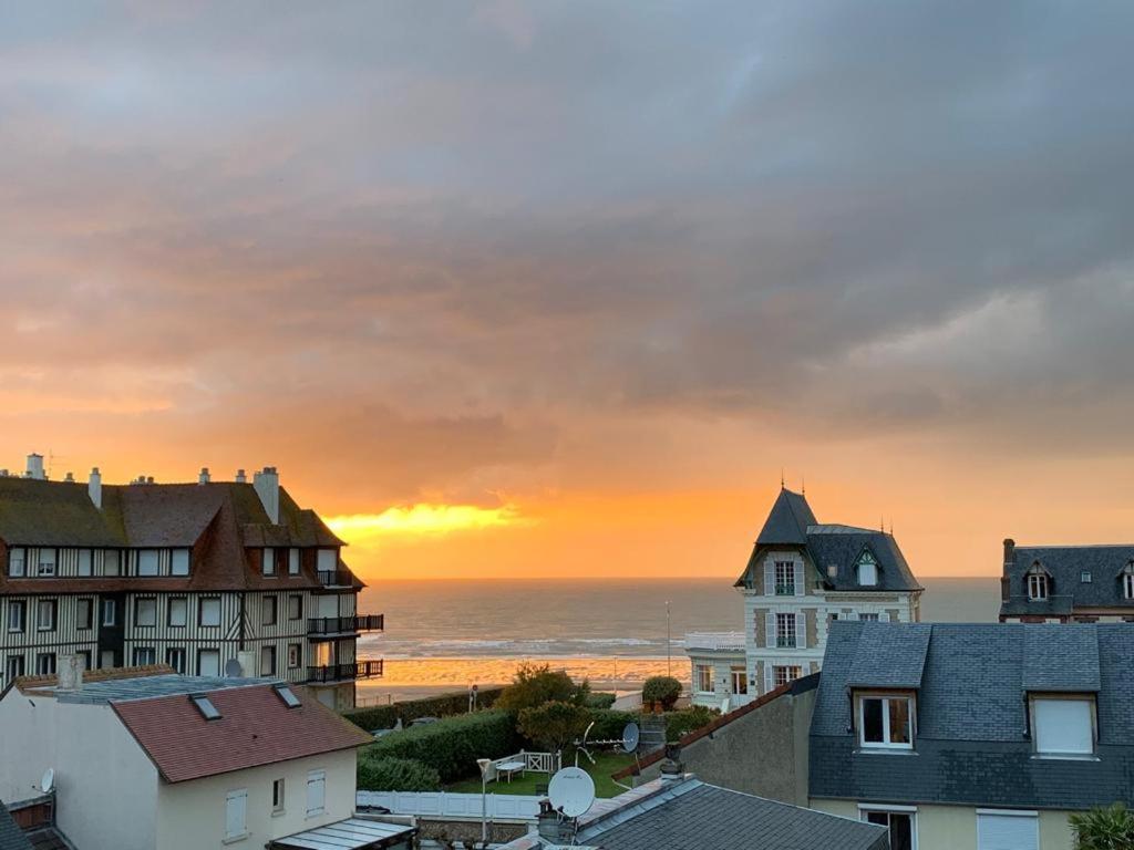 Bel Appartement 3Mns De La Plage, Belle Vue Mer ! 布伦维尔索梅 外观 照片